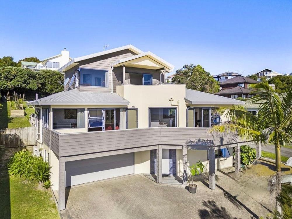 Sea View 5 Bedroom Holiday House Whangaparaoa Exterior photo